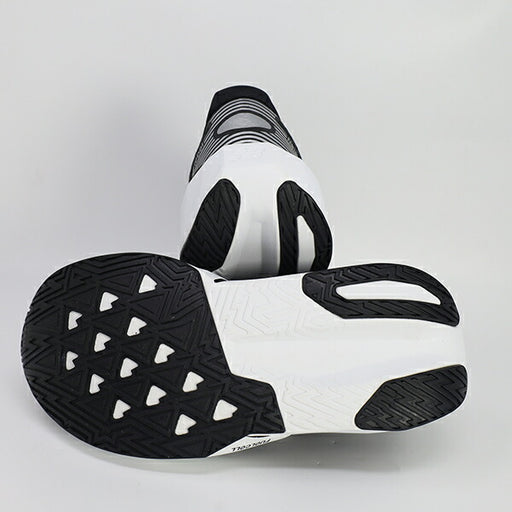 ニューバランスNewBalanceレディースランニングシューズFuelCellRebelv5フューエルセルレベルv5マラソンジョギングWFCXLK5-B