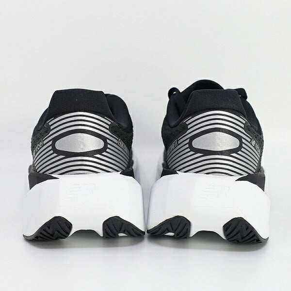 ニューバランス New Balance レディースランニングシューズ FuelCell