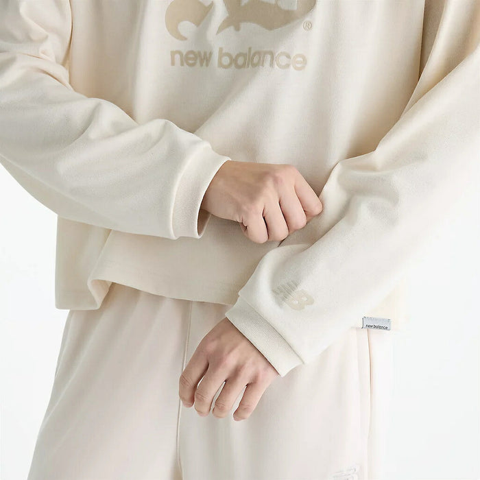 ニューバランスNEWBALANCEグラフィックロングスリーブTシャツレディース大人長袖吸汗速乾オーバーサイズWT62C1H8-LIN