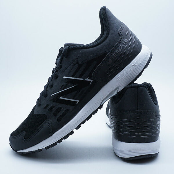NBHANZOJV6LACEニューバランスNewBalanceYPHANZA6-Mブラックジュニアランニングシューズ